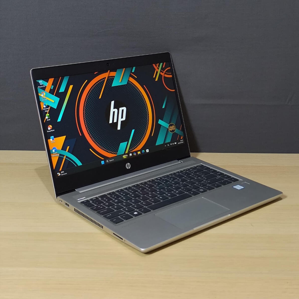 HP Probook 440 G6 Depan Kiri HP Probook 440 G6 Depan Kiri Butik Laptop